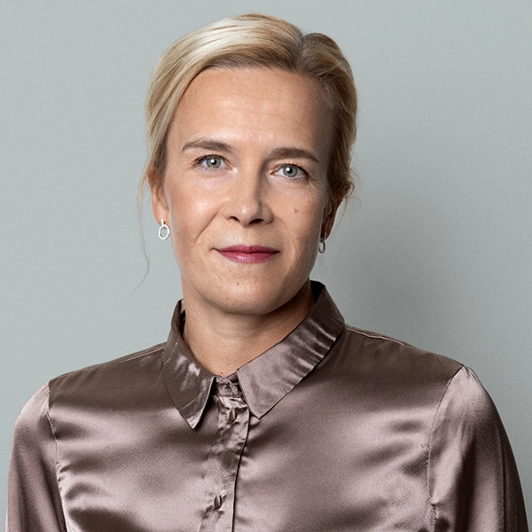 Minna Varis, Momentous