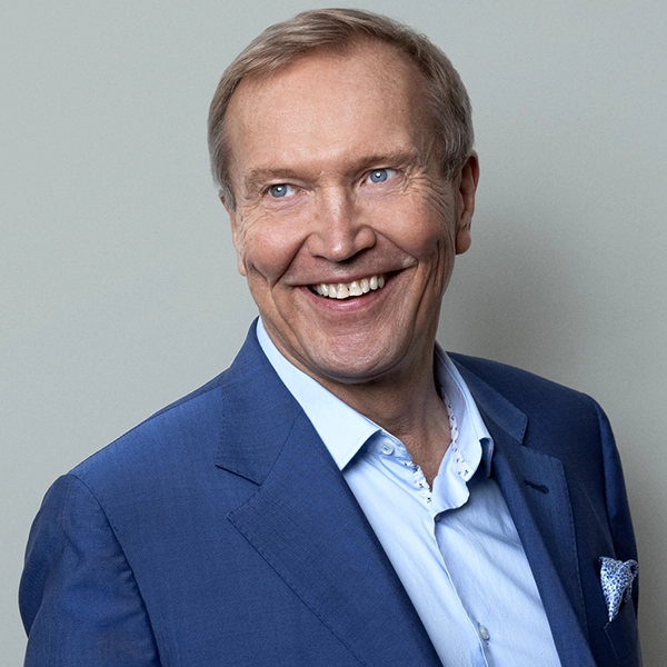 Pasi Natri, Momentous