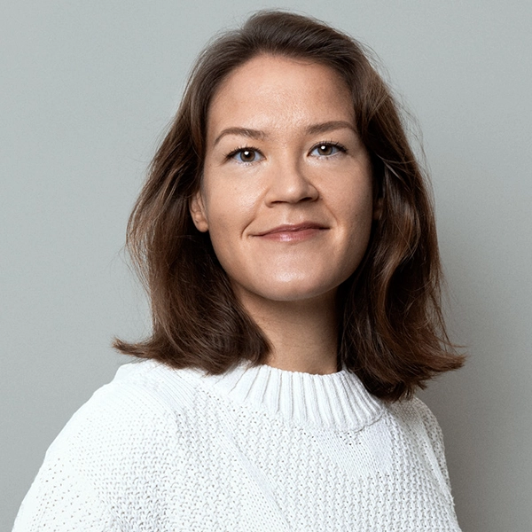 Sari Tontti, Momentous